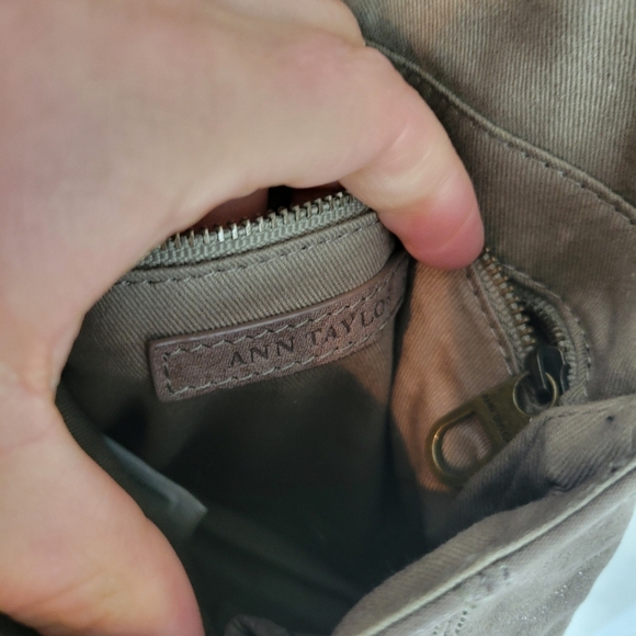 Vintage Ann Taylor Genuine Leather Crossbody‎ Real Chain Strap Taupe - Picture 5 of 9